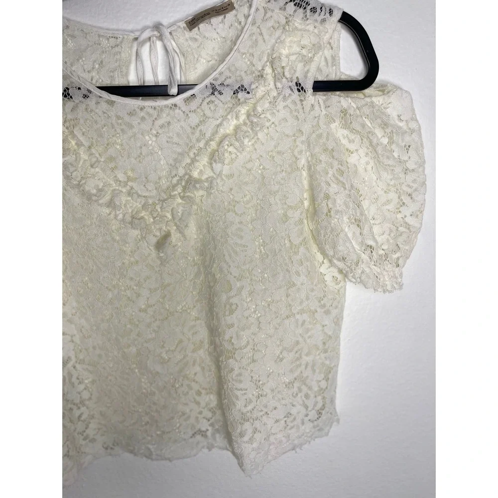 Zara Woman Basic Cream Floral Lace Cold Shoulder Puff Sleeve Ruffle Top Medium